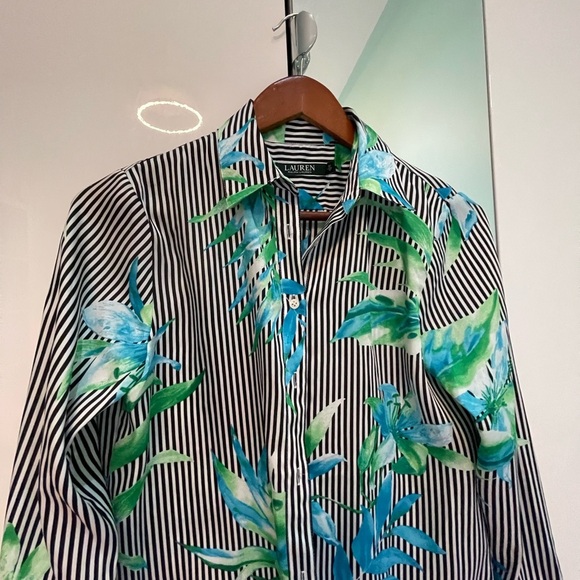 Ralph Lauren shirt - Picture 2 of 2